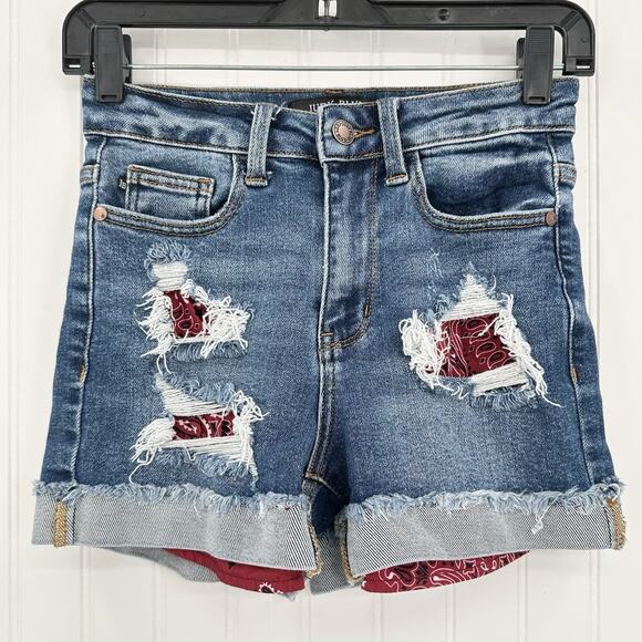 Judy Blue Shorts Womens XS Cuffed Blue Jean Denim Distressed Bandana Print *Flaw - Picture 1 of 11